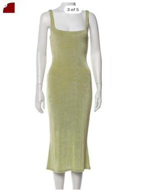 Mirror Palais square Midi Dress in Pistachio
